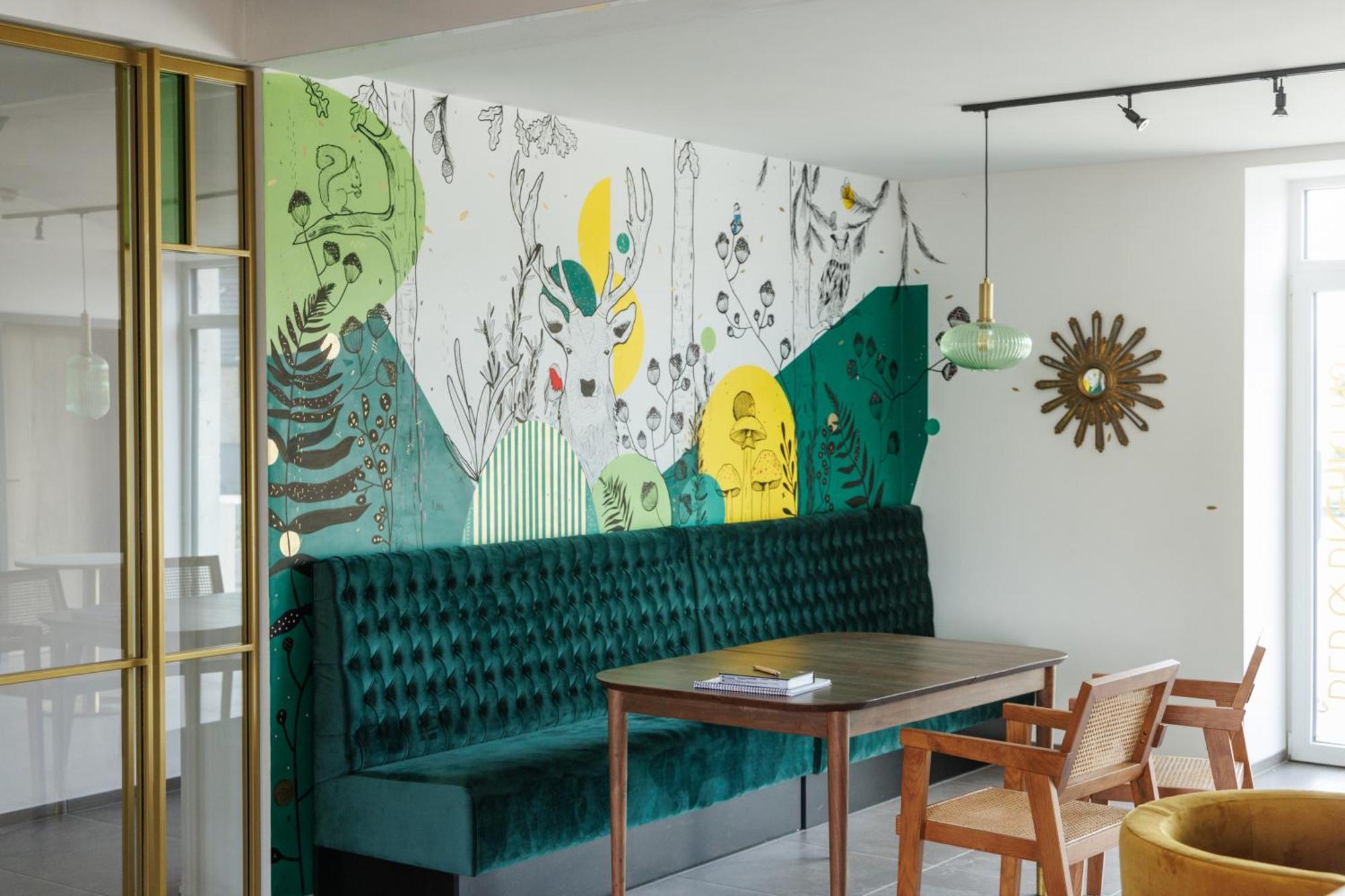 Cerf, Ouvre-Moi B&B โรชฟอร์ ภายนอก รูปภาพ
